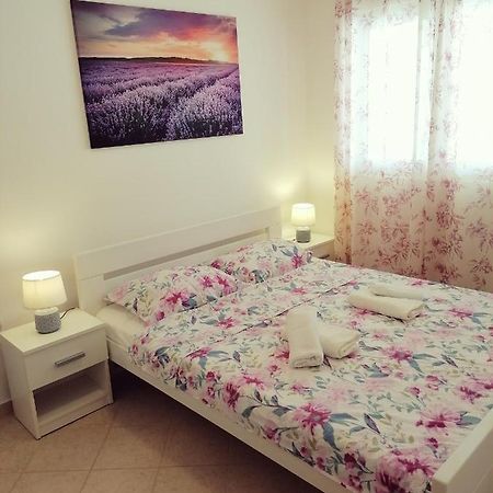 Apartment Vesna Vir Extérieur photo