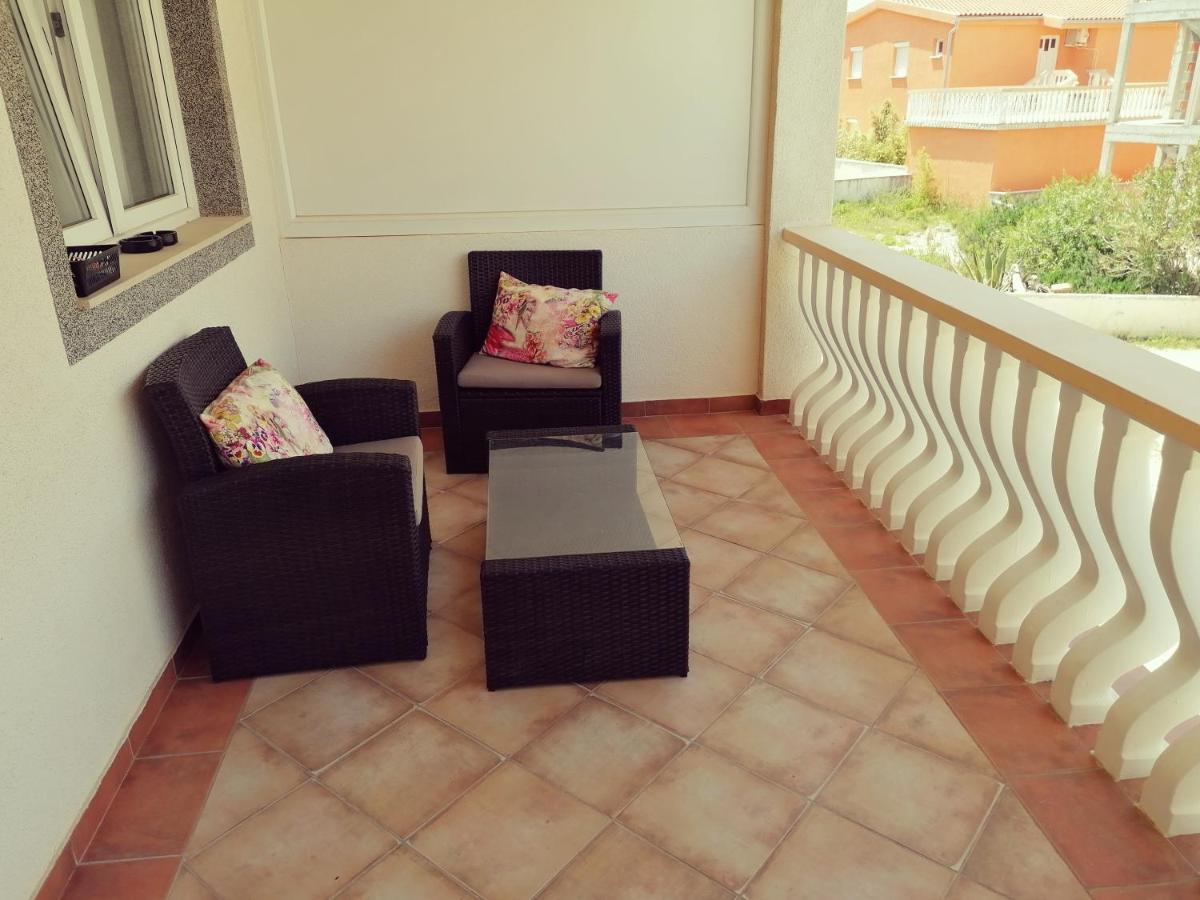 Apartment Vesna Vir Extérieur photo
